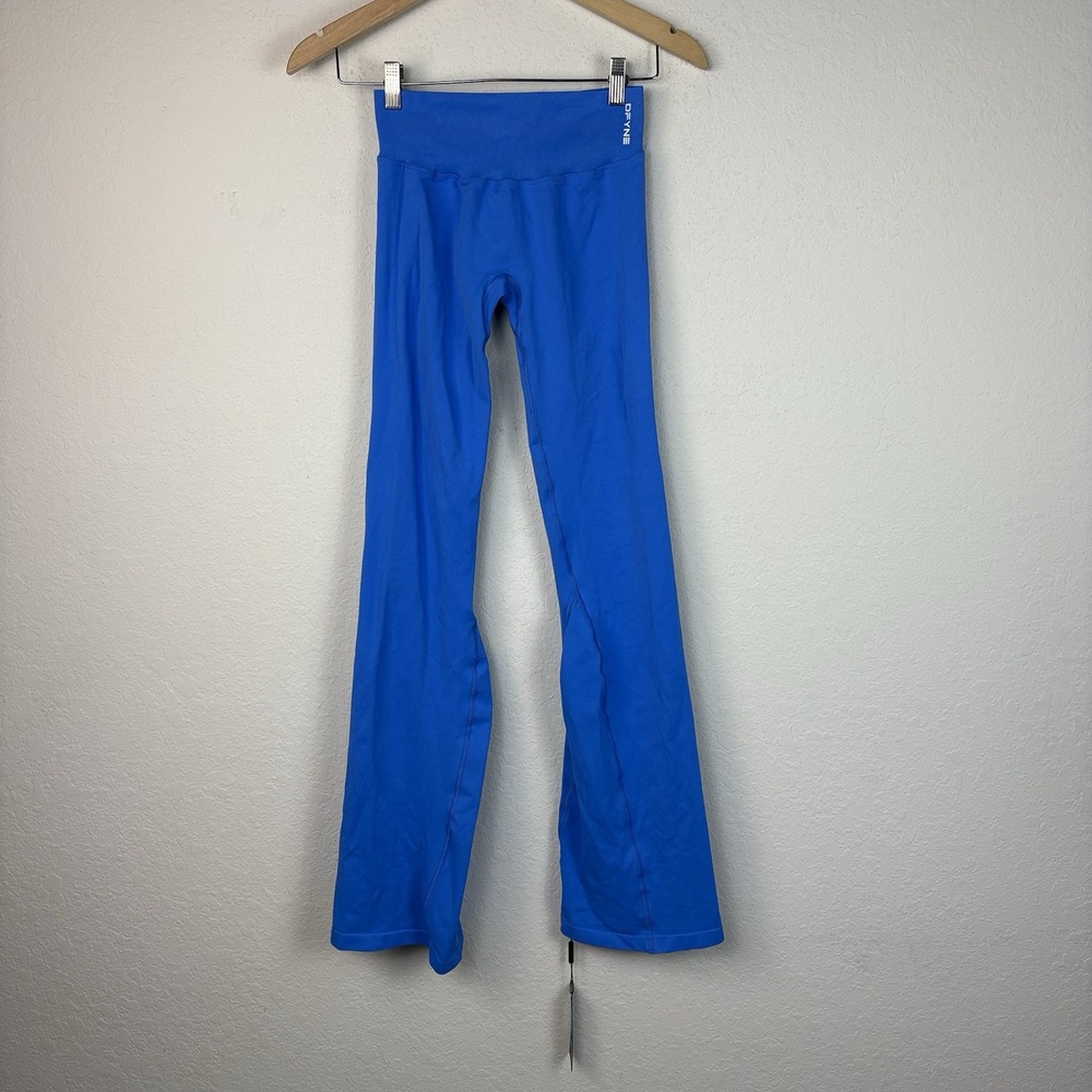 DFYNE Impact Flares Seamless Leggings Size Medium Regular Electric Blue Flare